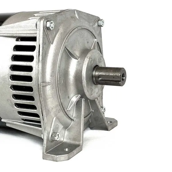 18682-Alternador-MECC-ALTE-2.7-KVA-monofasico-3000-RPM-600x600